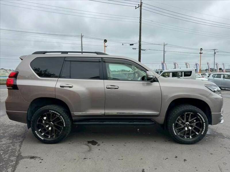 LAND CRUISER PRADO