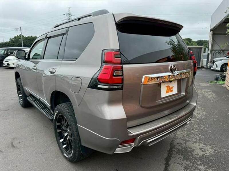 LAND CRUISER PRADO