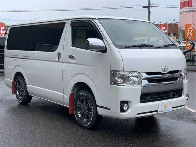 HIACE VAN