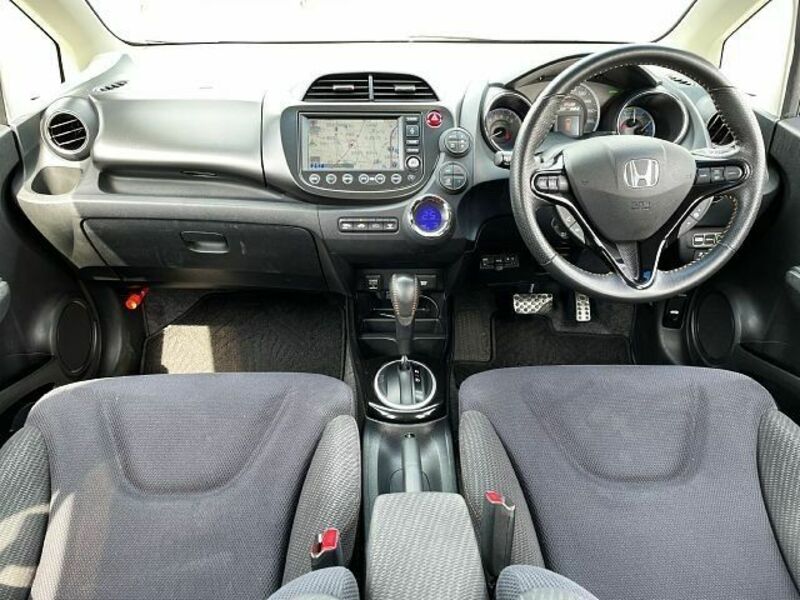 FIT HYBRID