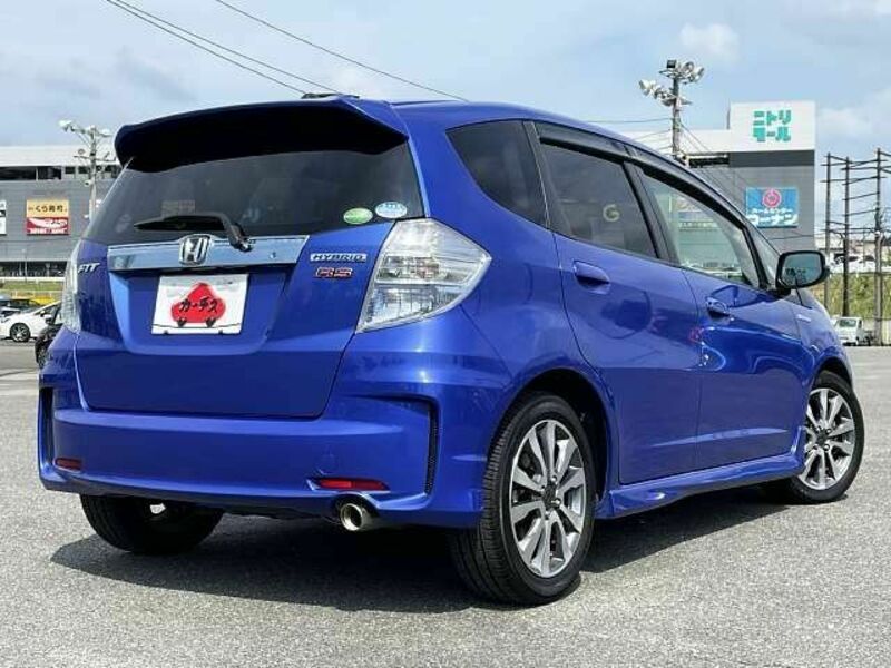 FIT HYBRID