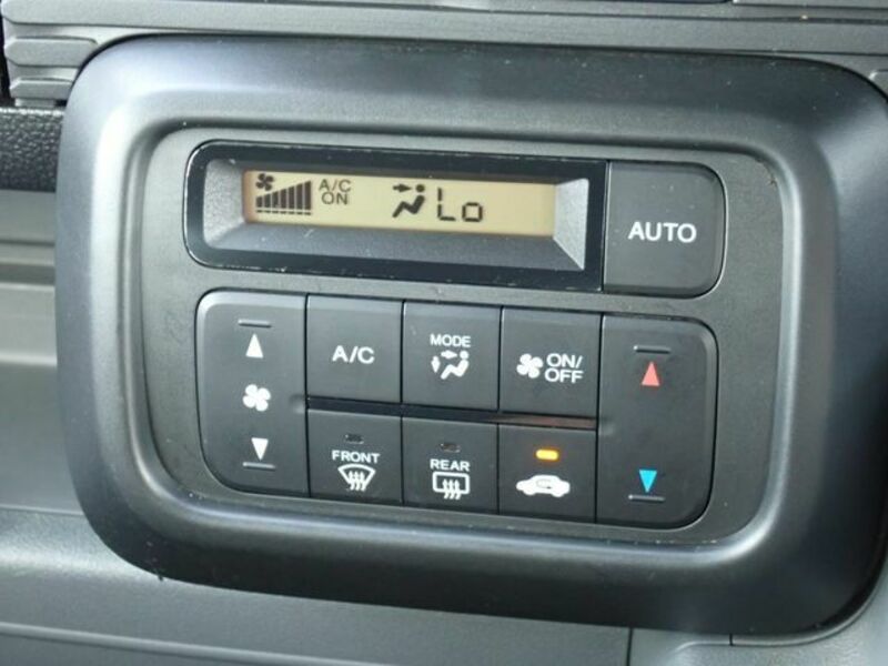 N-VAN
