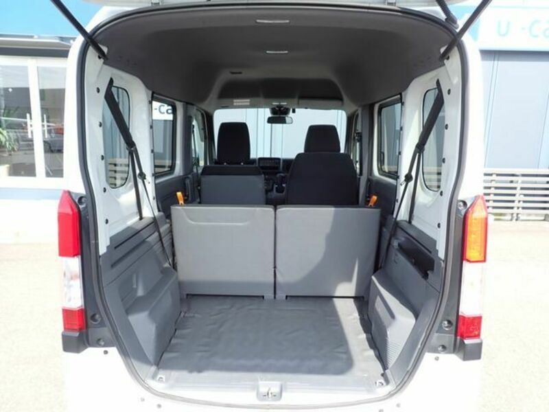 N-VAN