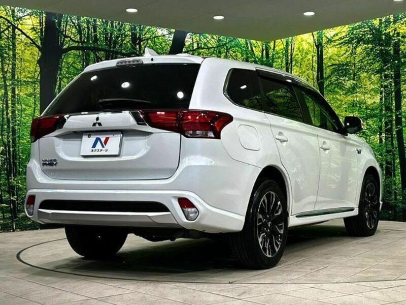 OUTLANDER PHEV