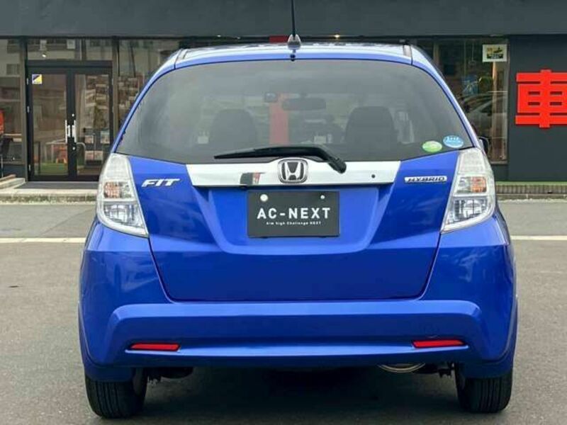 FIT HYBRID