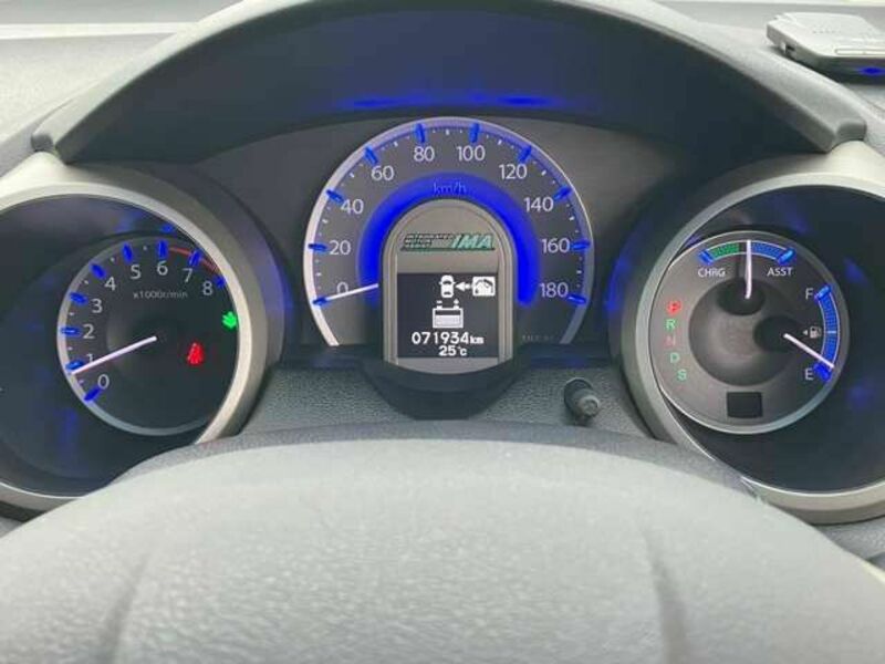 FIT HYBRID
