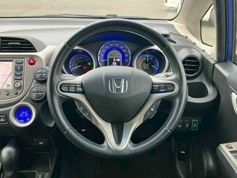 FIT HYBRID