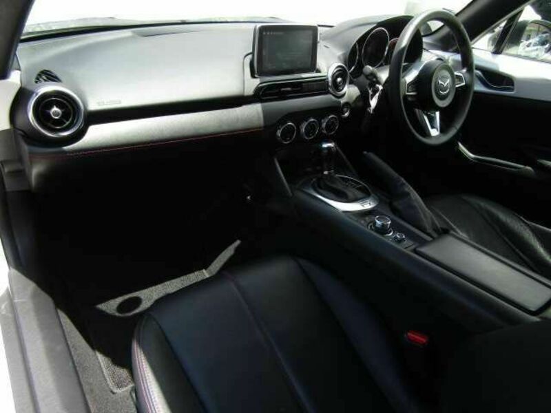 ROADSTER