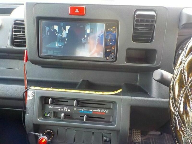 PIXIS TRUCK