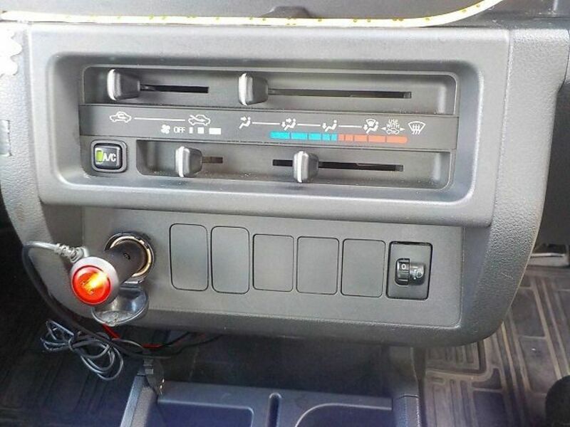 PIXIS TRUCK