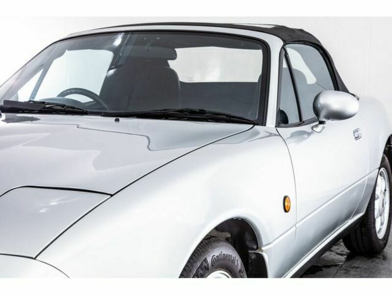 EUNOS ROADSTER