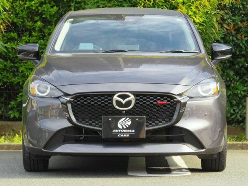MAZDA2
