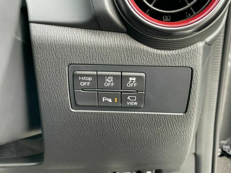 MAZDA2