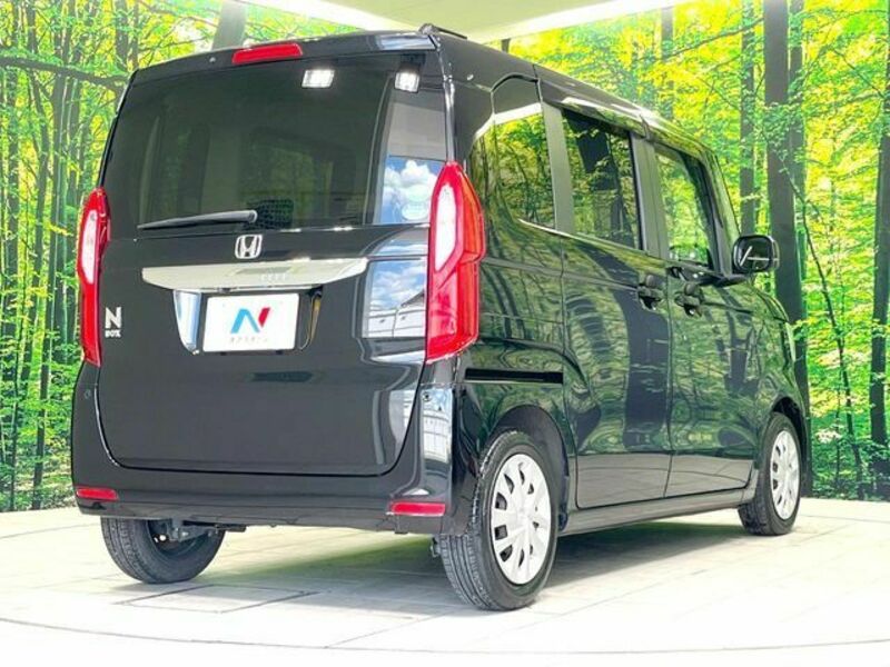 N BOX