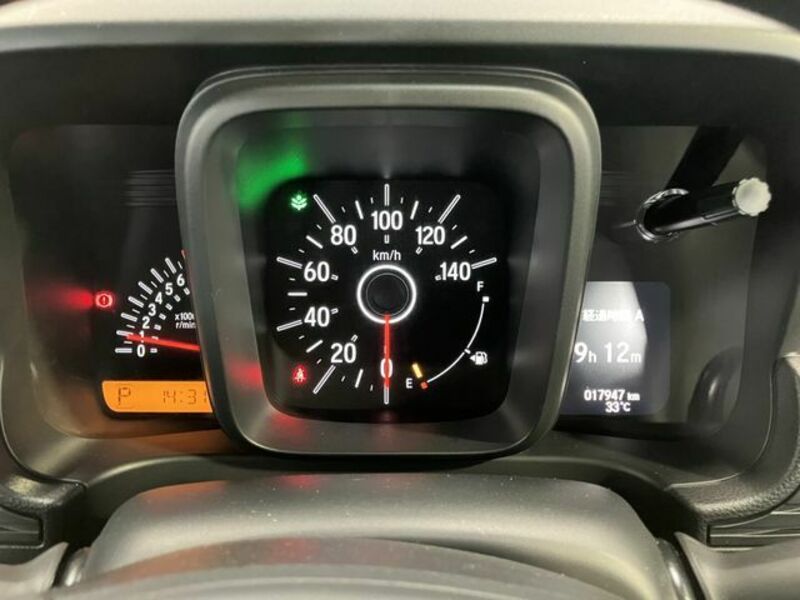 N-VAN