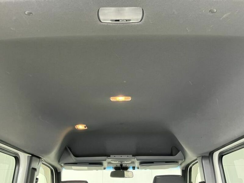 N-VAN