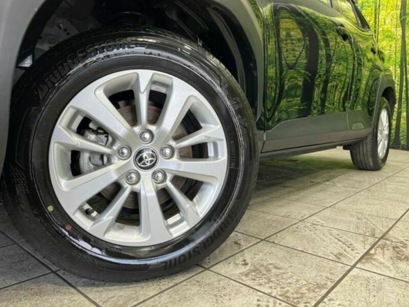 YARIS CROSS