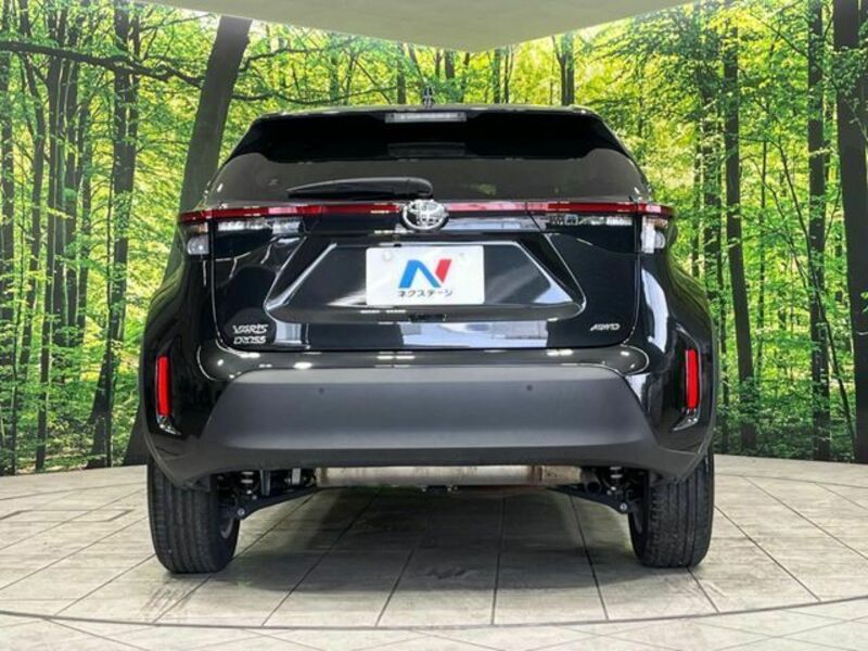 YARIS CROSS
