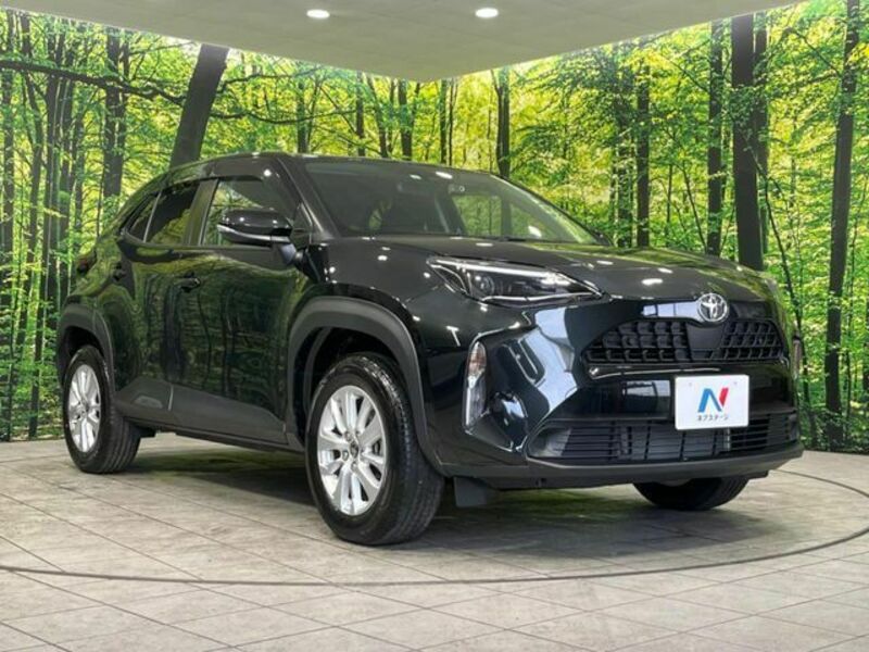 YARIS CROSS
