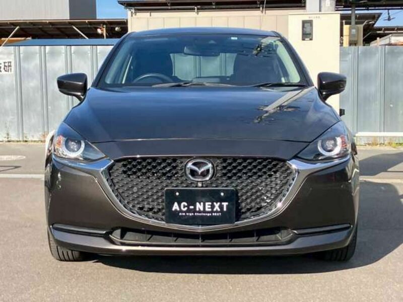 MAZDA2