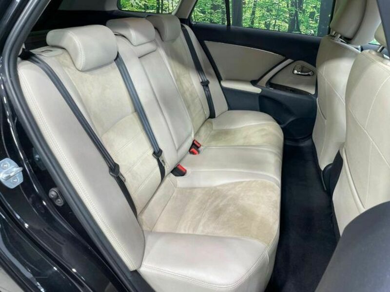 AVENSIS WAGON