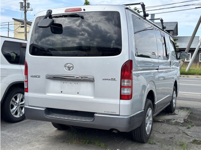 HIACE VAN