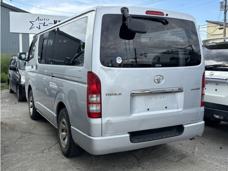 HIACE VAN