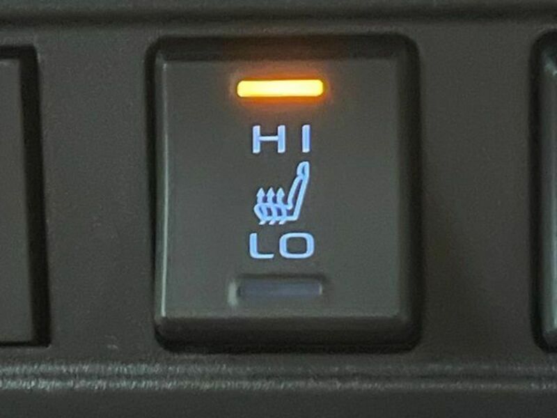 COROLLA CROSS