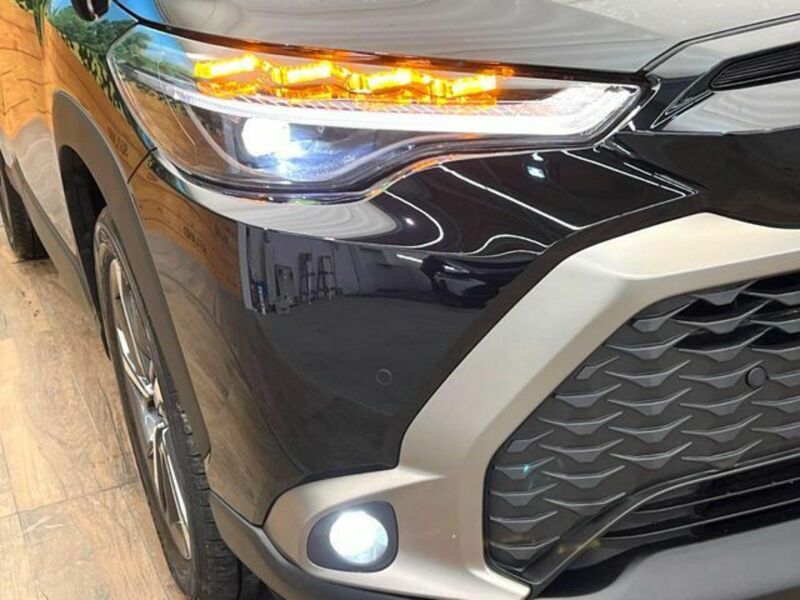 COROLLA CROSS