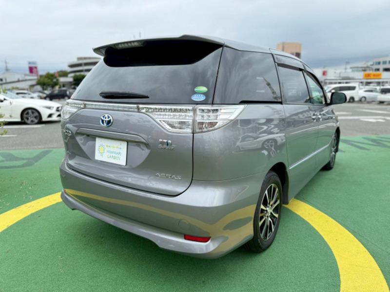 ESTIMA HYBRID
