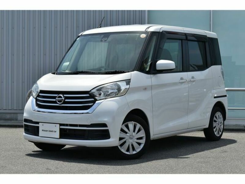 NISSAN DAYZ ROOX