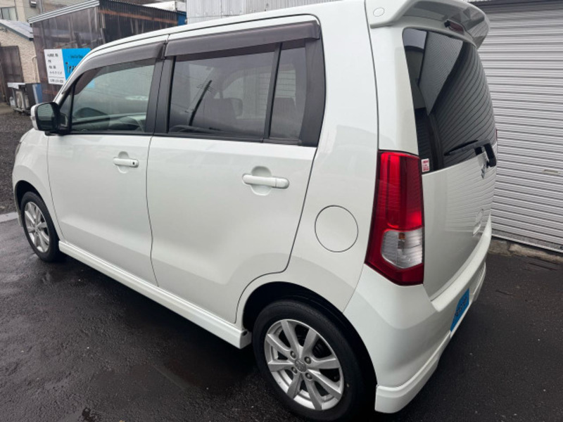 WAGON R