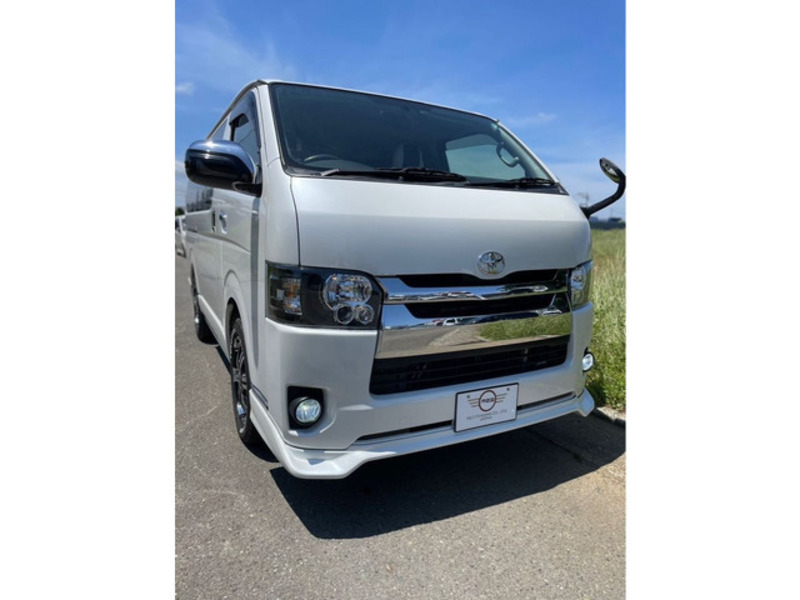 HIACE VAN