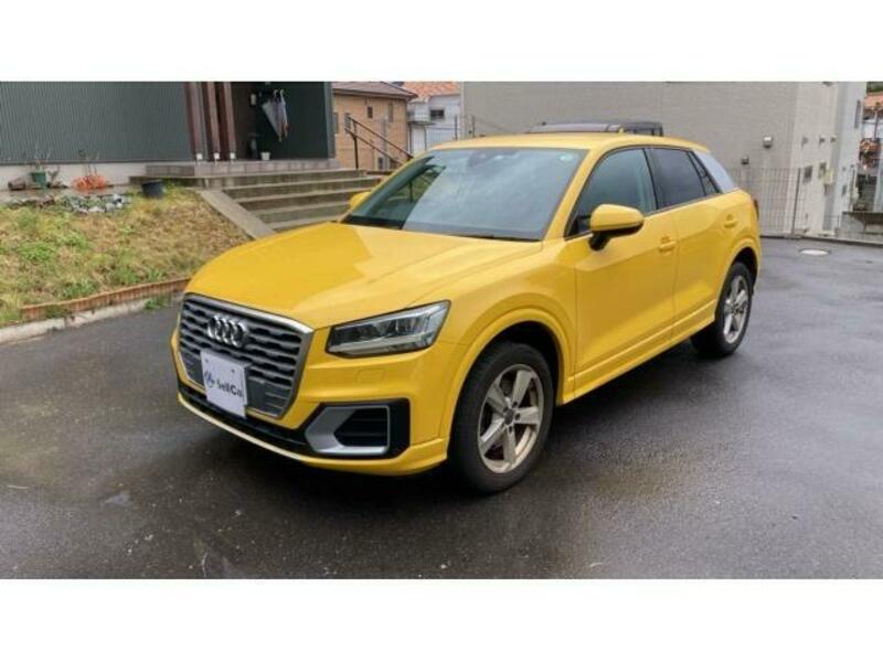 AUDI Q2