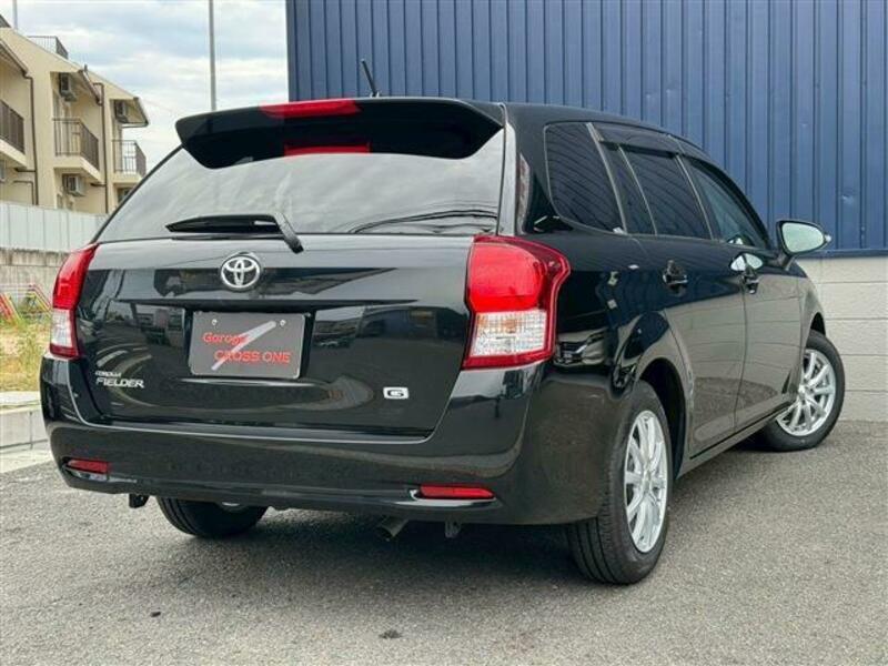 COROLLA FIELDER