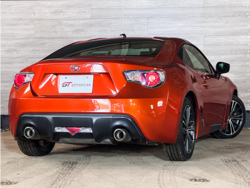 86