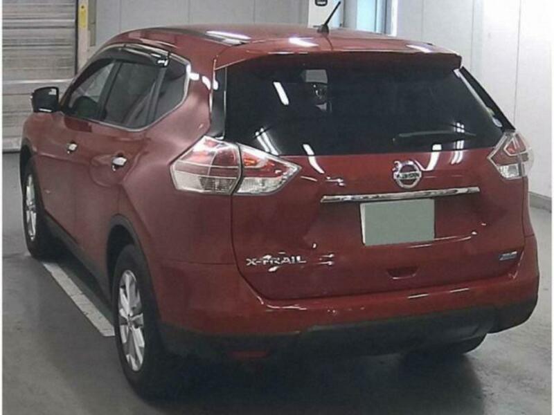 X-TRAIL