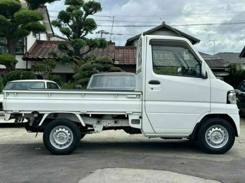 MINICAB TRUCK