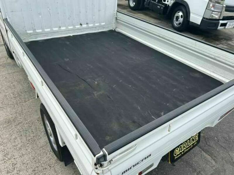 MINICAB TRUCK