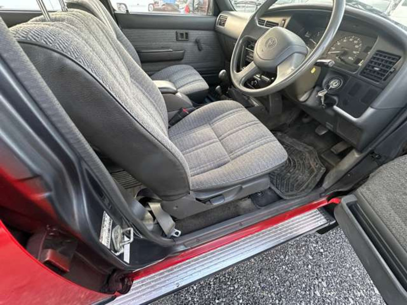 HILUX