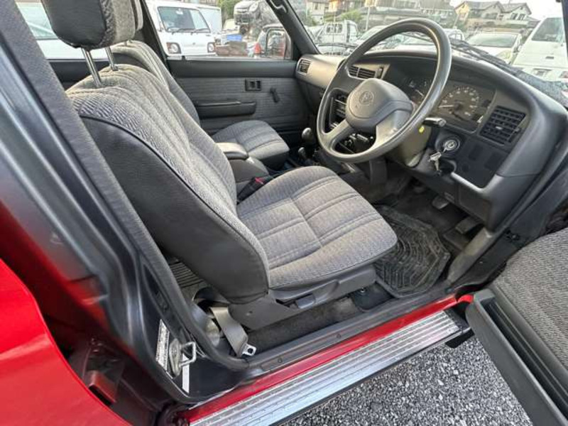 HILUX