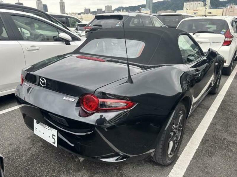 ROADSTER