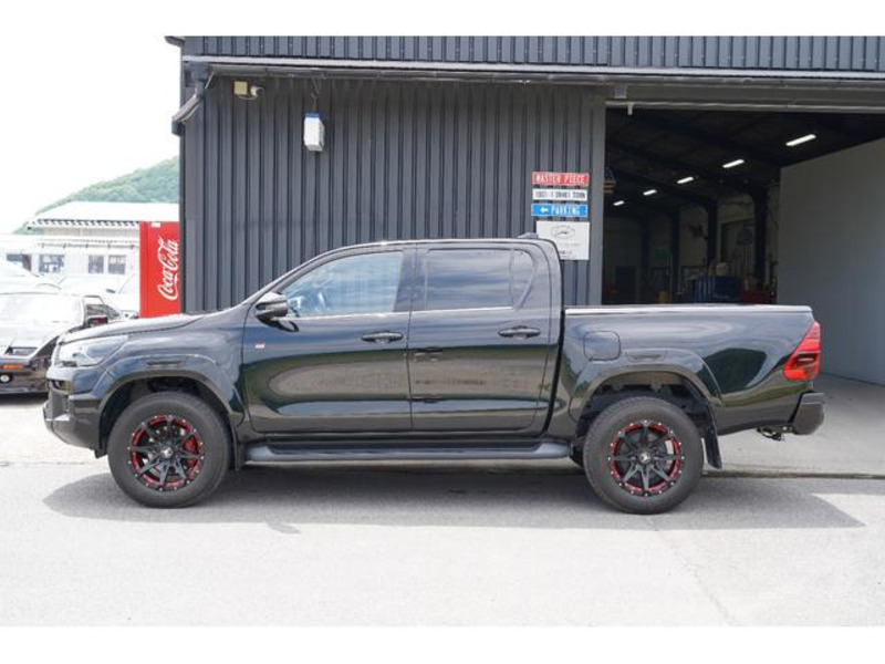 HILUX