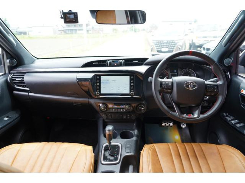 HILUX