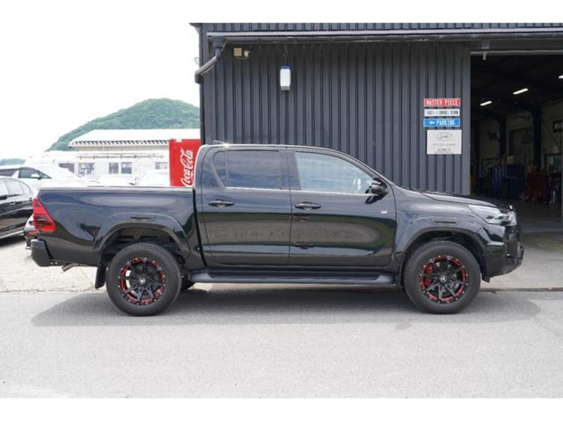 HILUX