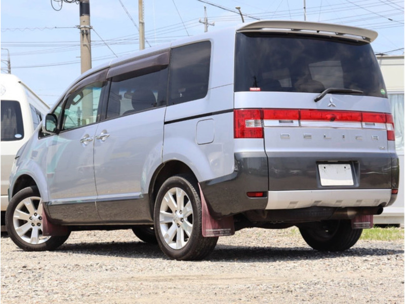 DELICA D5