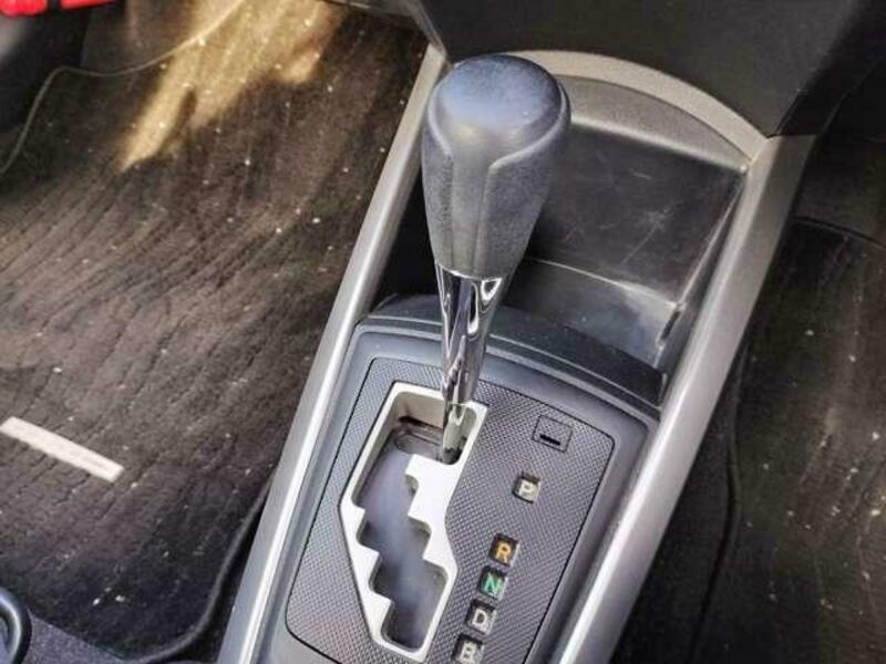 COROLLA FIELDER