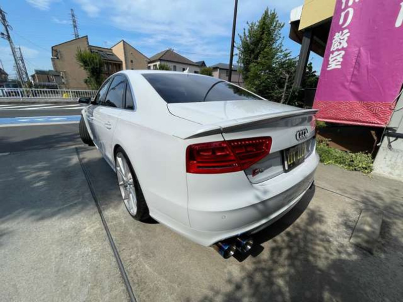 S8