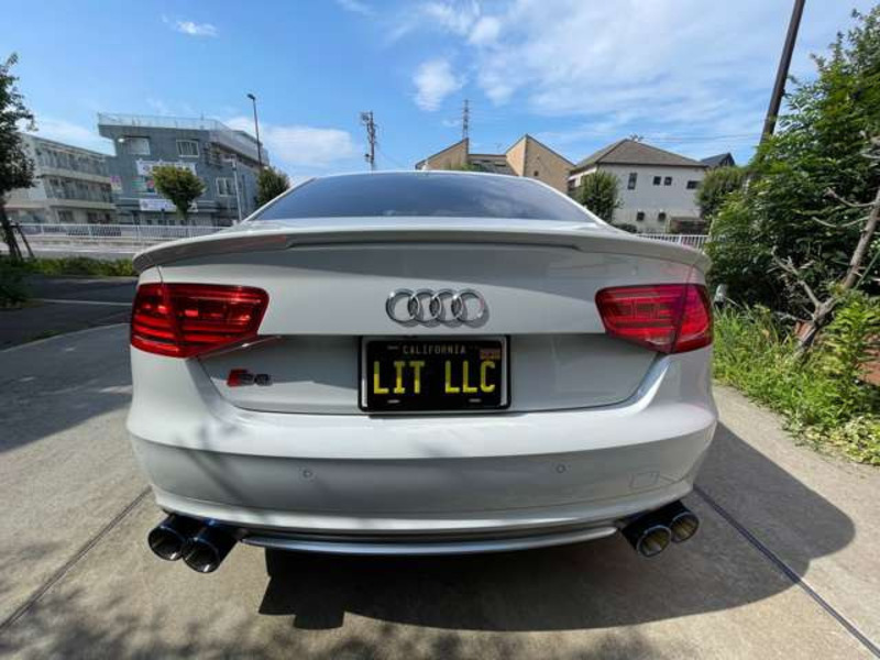 S8