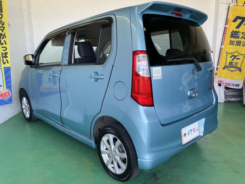 WAGON R